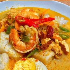 Lontong Sayur Buncis Dengan Telur Balado dan Udang