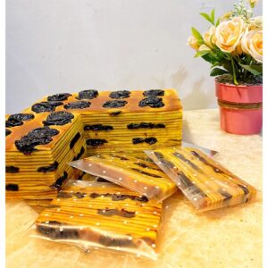 Lapis Legit Prunes Premium